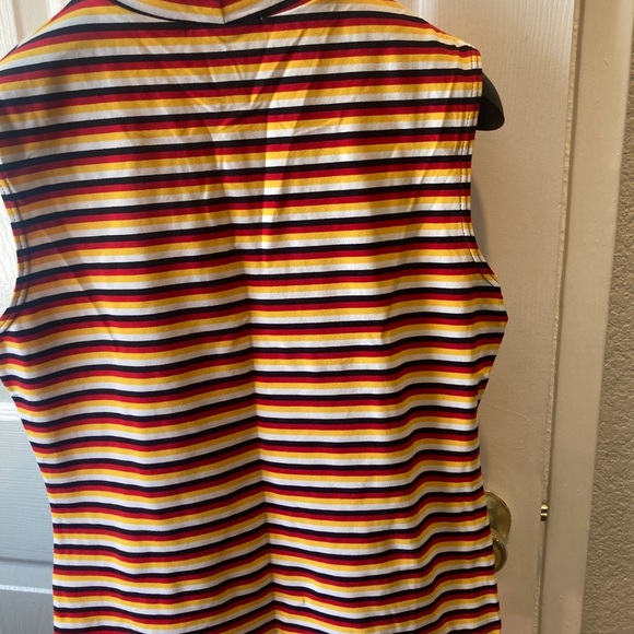 ❗️5X$30❗️ EXPRESS TRICOT-Striped Sleeveless Turtleneck Top - Picture 5 of 7